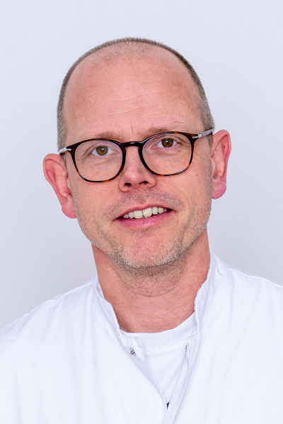 dr. W.T.J. Aanhaanen